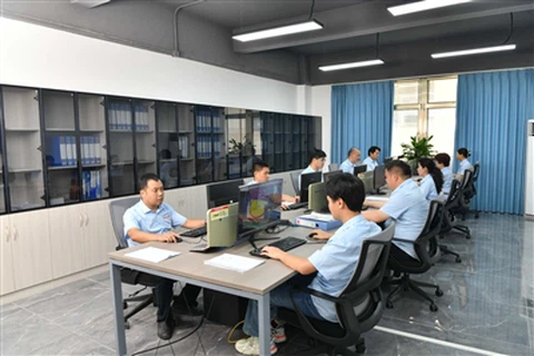 Introduction To BMC Vertical Injection Molding Machine